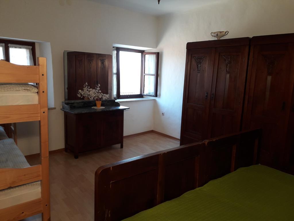 Apartment Valetovi Štanjel Extérieur photo